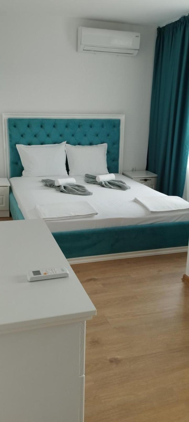 Villa Aria Complex Slăntjev Brjag Exteriör bild